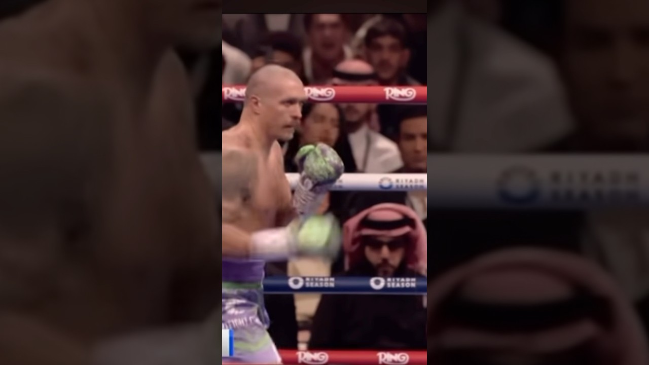 Tyson Fury lands, a savage right hand on Uysk