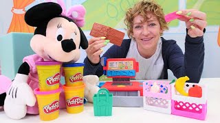 Oyun hamuru videoları!  Nicole Minnie Mouse ile marketçilik oynuyor! Play doh etkinlikleri