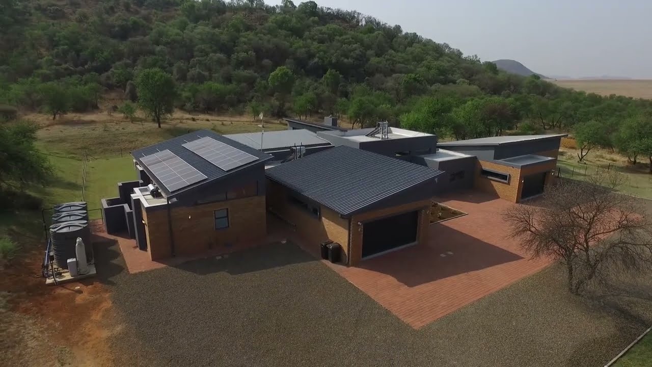 Escape to Nature – Luxury Off-Grid Living Awaits!