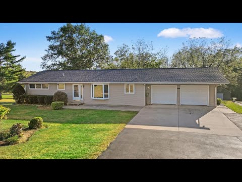 8373 Olde Davenport Rd, Dubuque, IA home video tour