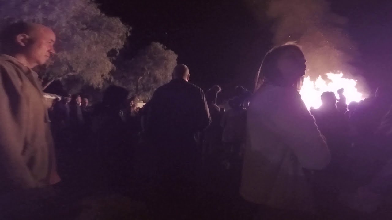 Giant Xmas Tree Burn 2020! YouTube