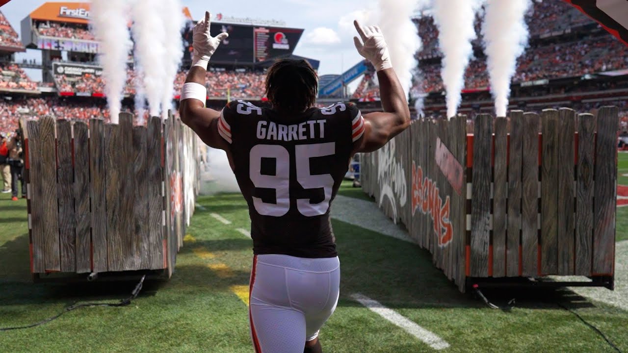 Run out of the tunnel with Myles Garrett | Cleveland Browns - YouTube