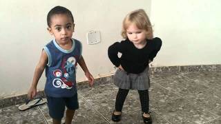 Rebolation 2 - Gabi linda dançando