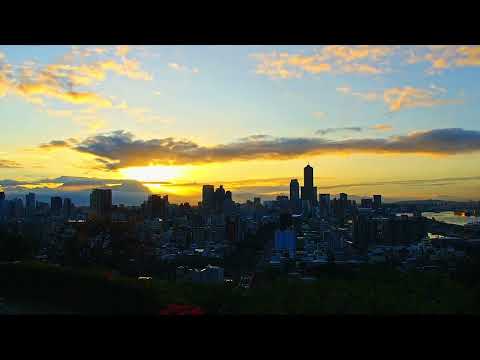 【高雄即時影像精選】高雄壽山情人觀景台｜絕美日出縮時攝影 2025-03-05