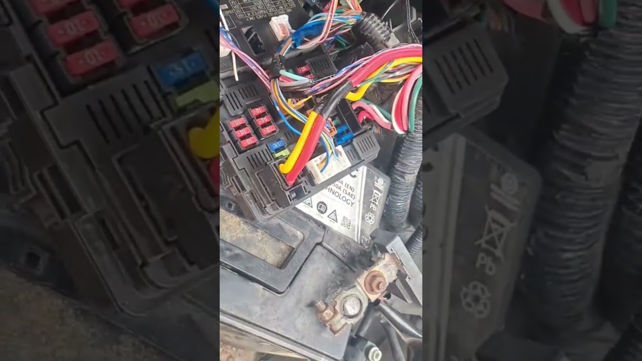 Nissan March New Shape P2101, P2119, P0102, P0223, P0123 THROTTLE  and MAF Sensor plugs switched