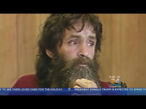 Infamous Killer Charles Manson Is Dead 