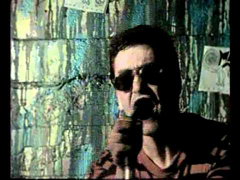 Watch the video for Envenenado