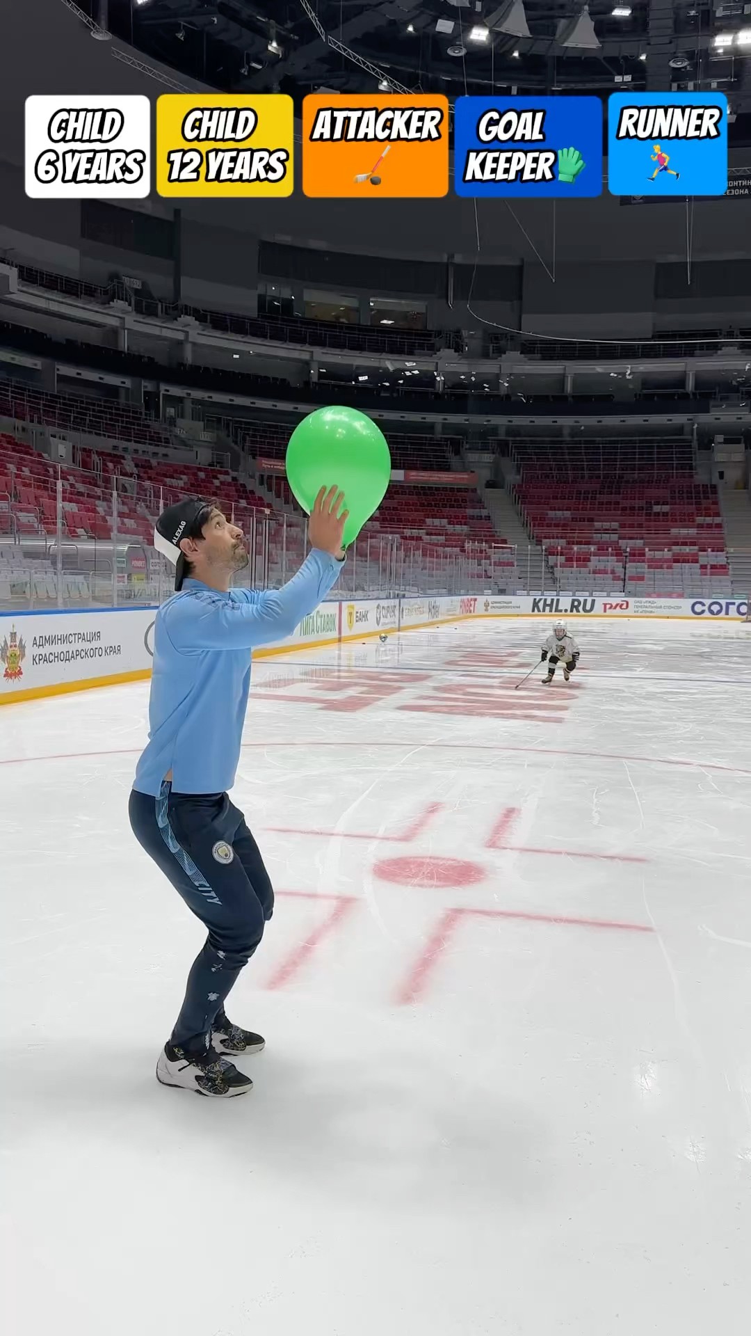 ❌??BALLOON DASH CHALLENGE: HOCKEY PLAYERS VS ICE RUNNER!