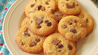 Thin and Crispy Chocolate Chip Cookies