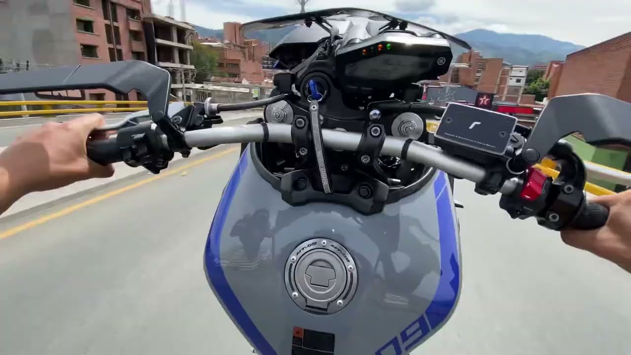 Yamaha MT09 Por Medellín 