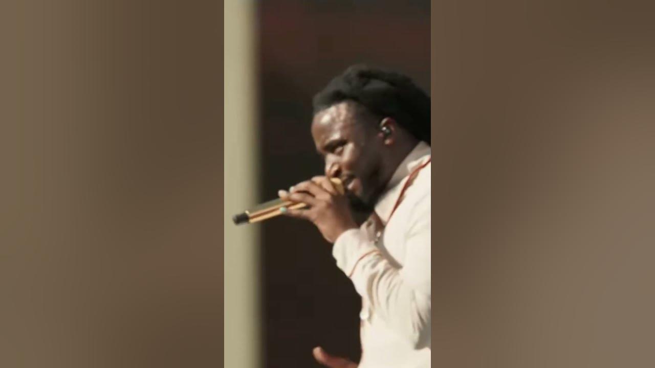 Shaboozey Performs "A Bar Song (Tipsy)" at Coachella