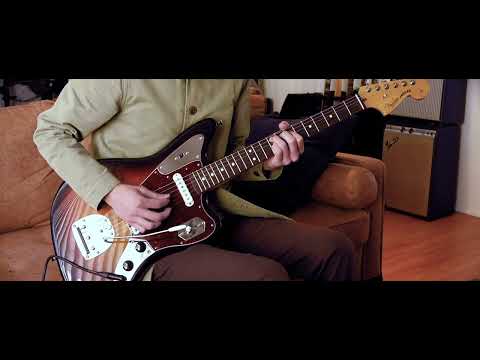 Fender American Professional Jaguar - 001