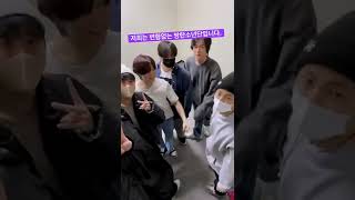 다같이 #BTS9thAnniversary 를 축하해요! ARMY와 방탄소년단은 앞으로도 매일매일 더 우리답게 같이 나아가며 더 많은 추억을 쌓을 예정이니깐요!