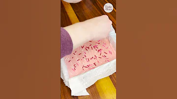 Treat Your Sweetie To This 2 Ingredient Fudge Shorts 