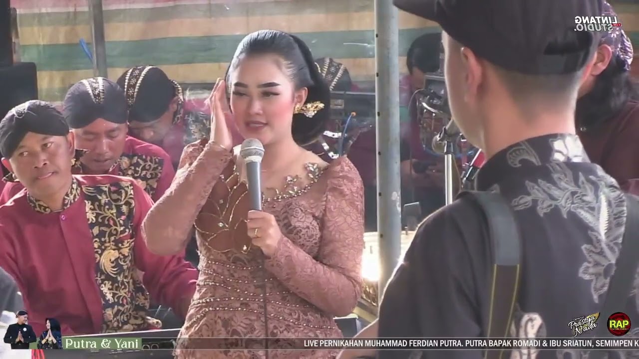 AKHEN LARASATI SINDEN AYU BANGET