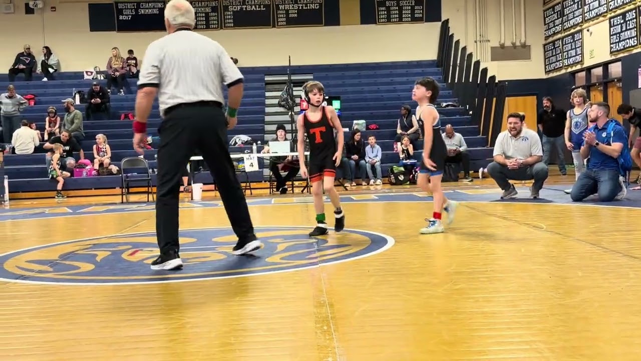 Cooper Battle at the Burg match 3