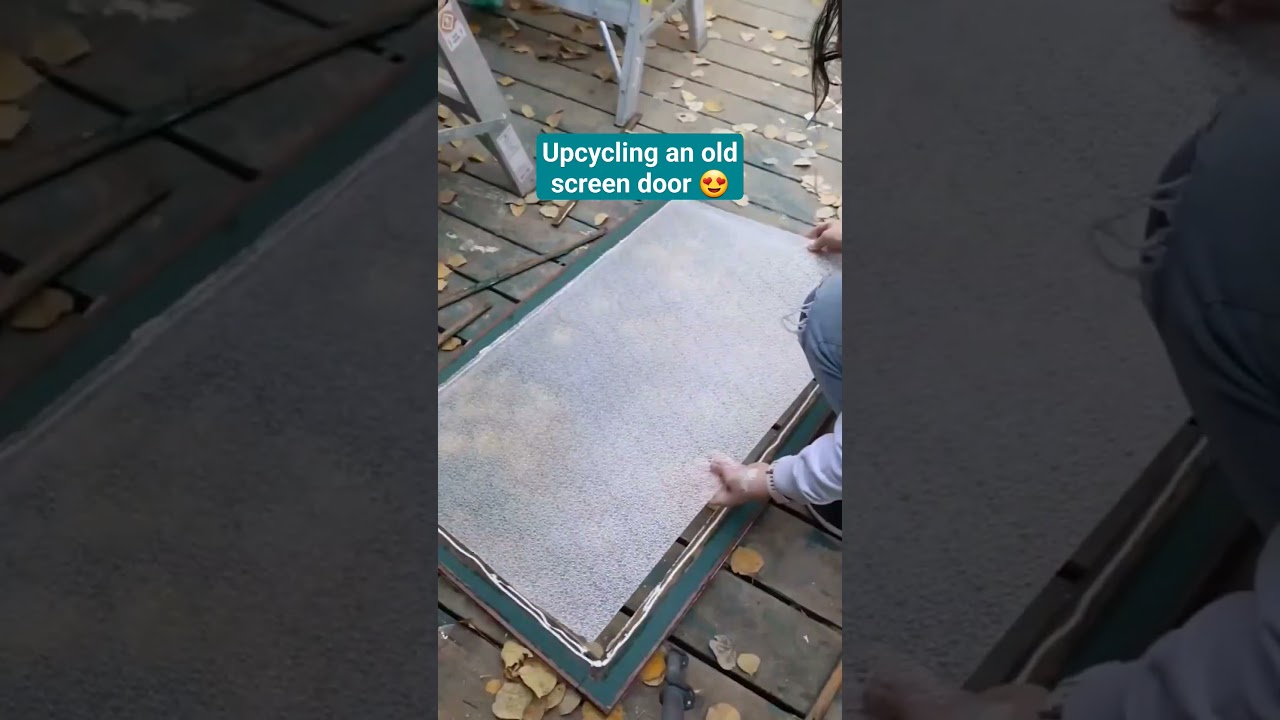 I upcycled an old screen door into THIS! 😍 