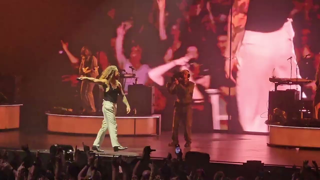 Julien Doré, Paris-Seychelles  - 05/04/2025 - Accor Arena, Paris