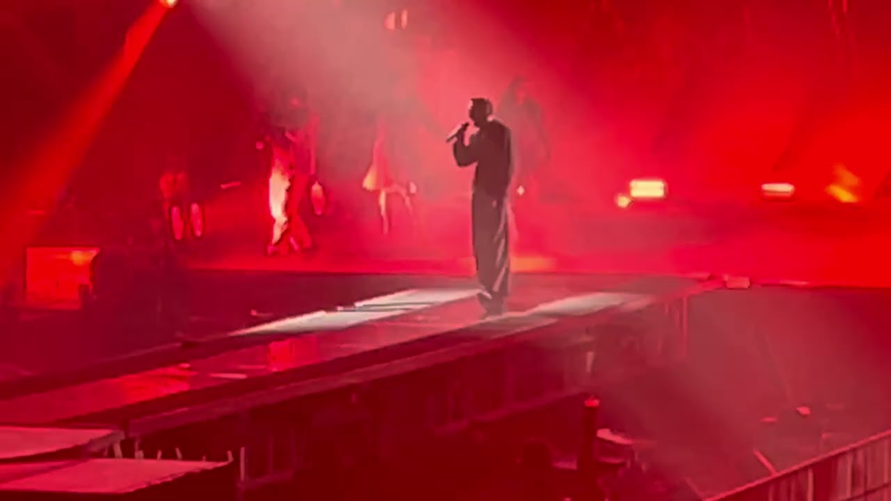 Hola - Marco Mengoni live - Festhalle 26/11/2025 - Francoforte - Germania 