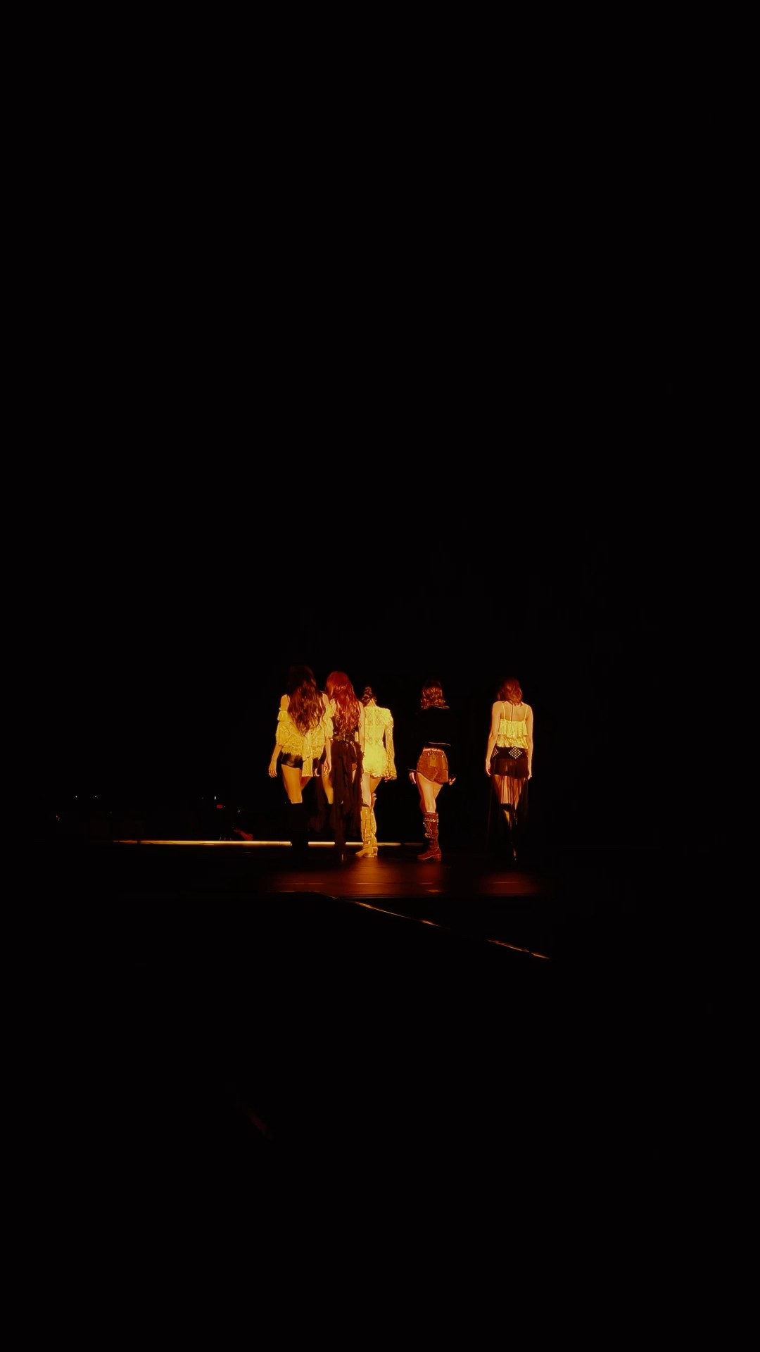 I want you to stop time🕘 @ 2025 LE SSERAFIM TOUR 'EASY CRAZY HOT