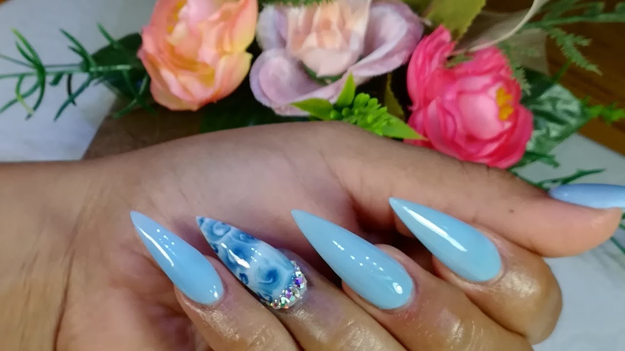 Uñas azul cielo en punta stiletto 😊💅 - thptnganamst.edu.vn