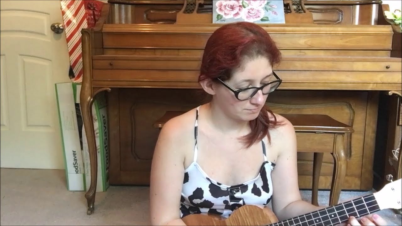 Ringo Starr - "Elizabeth Reigns" (ukulele cover)