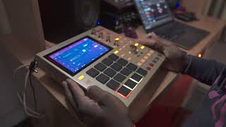 MPC One Stopped Working While Cooking Up Beat with 2.11.8 Firmware Update !!!