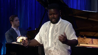 John Holiday sings “Ombra mai fu” from Handel&#39;s Serse