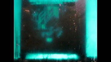 Etching a PCB - Timelapse