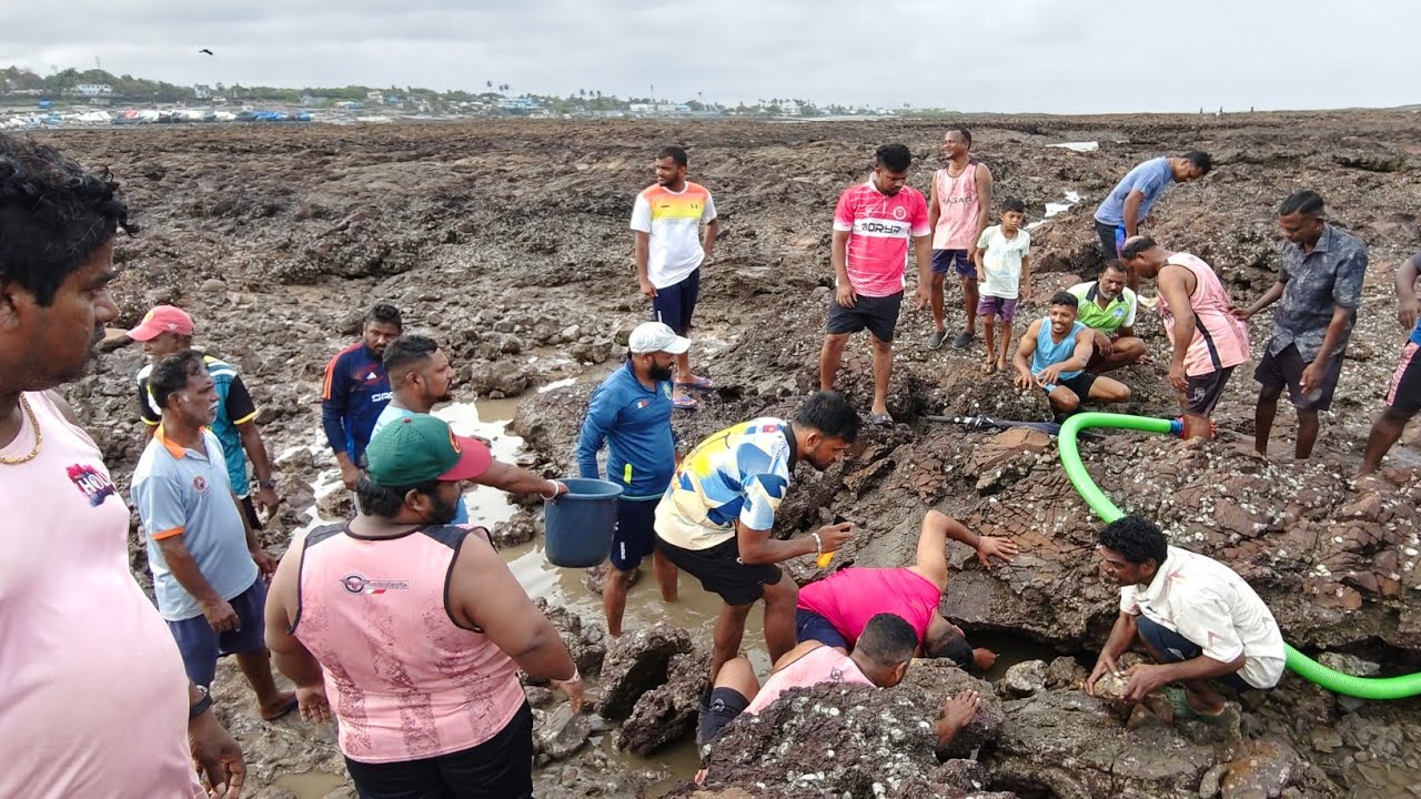 पावसाळ्यामध्ये खूप लोकांनी मिळून उसपला पाण्याचा डाय. Unic fishing. Mumbai India fishing