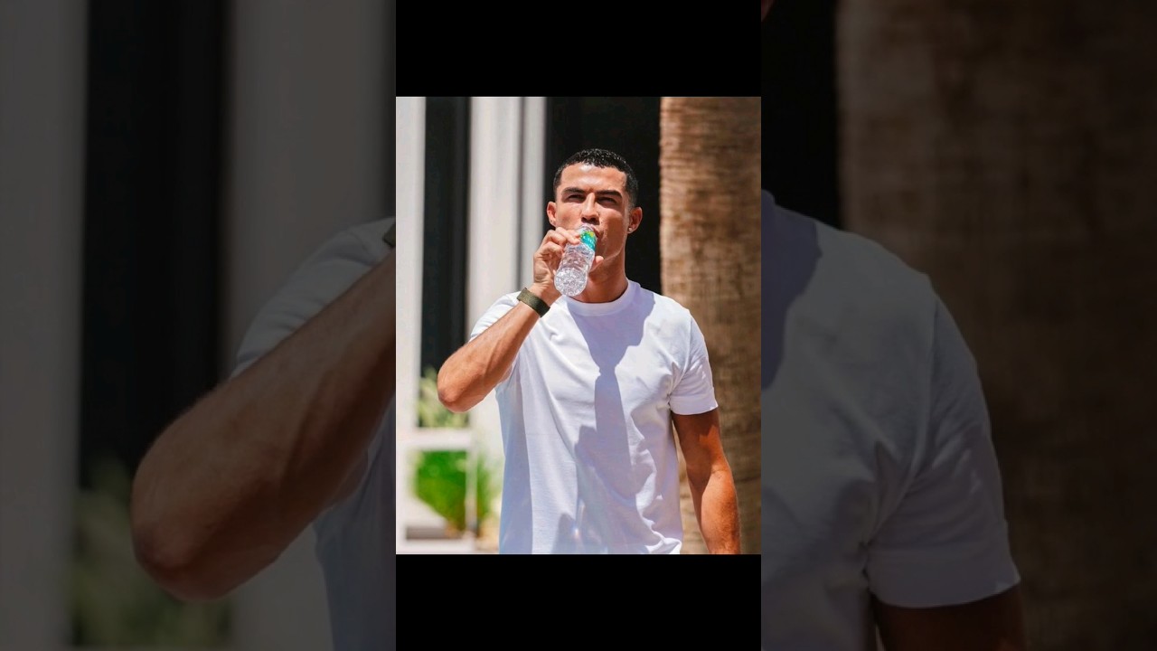 CR7 drink Water 💧 