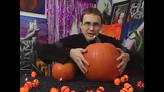 How to Choose the Right Size Pumpkin for a Jack-O'-Lantern