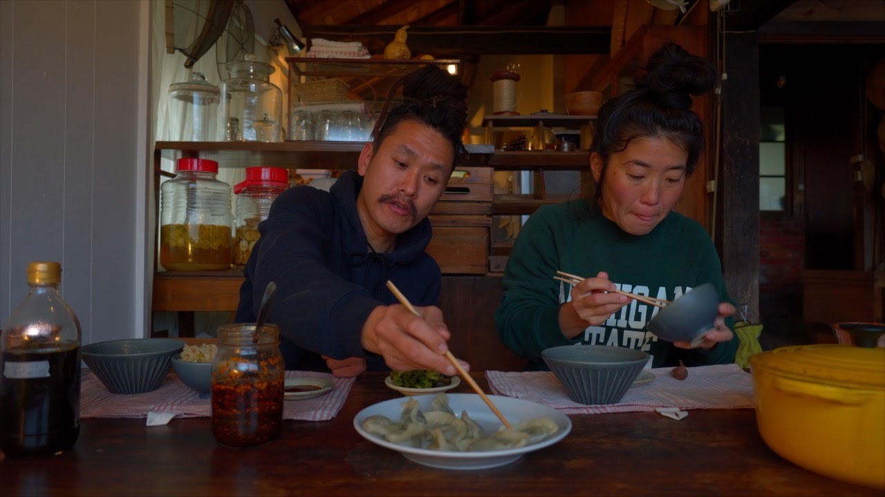 [宮崎・日南] 大量に採れた平茸を餃子にする！？｜グルテンフリーでも餃子が食べたい♡｜畑から食卓へ豊かな暮らし。