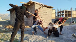 Akbar: From daily work to meeting Ali Agha