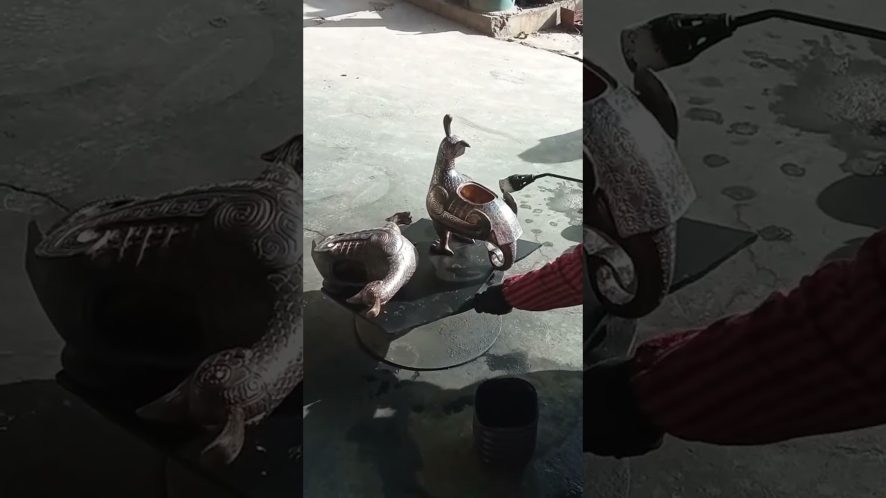 Chinese bronze wax sculpture, Lost-wax casting mold making process.