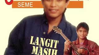 Langit Masih Biru