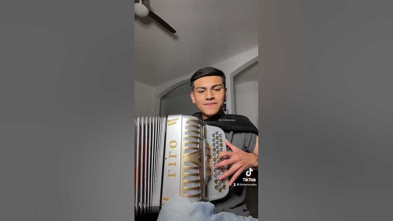 Un Rinconcito En El Cielo - En Acordeon Lilo Bermúdez