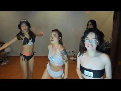 Cute thai girls live