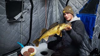 ICE CAMPING For Night Time WALLEYES on Tipups (Affordable Ice Fishing Setup)