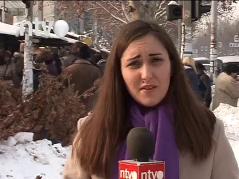 Božićni običaji: kako proslavljamo badnji dan i božić? PIJACA ZA BADNJI DAN - YouTube