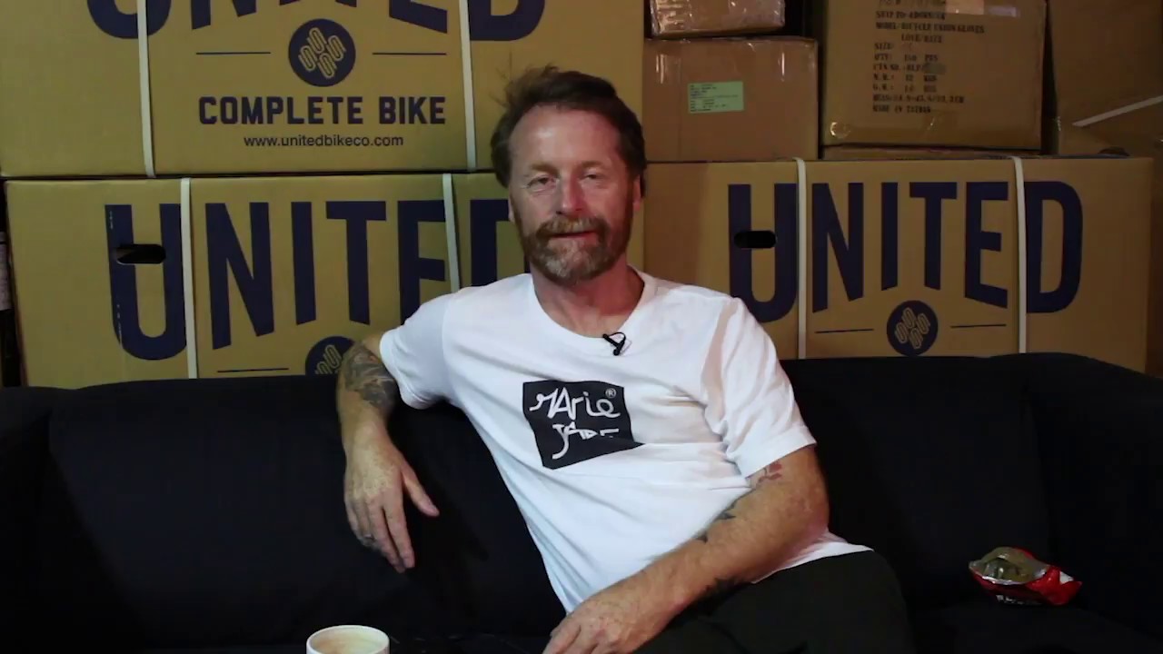 Ride On Talks to Ian Morris - The Full Interview: DIG BMX - YouTube