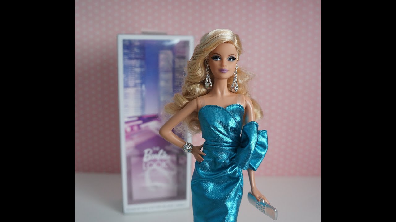 Кукла Барби В Голубом Платье фото 9
