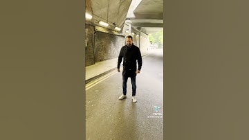Thumbnail of Danny dyer getting it from Millwall fan (miiiiiiiiiiii)
