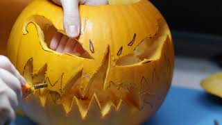 Pumpkin Carving - Halloween (Jack-o'-lantern)