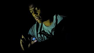 What makes things shiny?