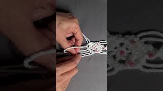 Macrame pattern Diamond with square knot 3