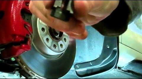 2011 VW GTI: Episode 23 Vlog: Installing oem front splash guards