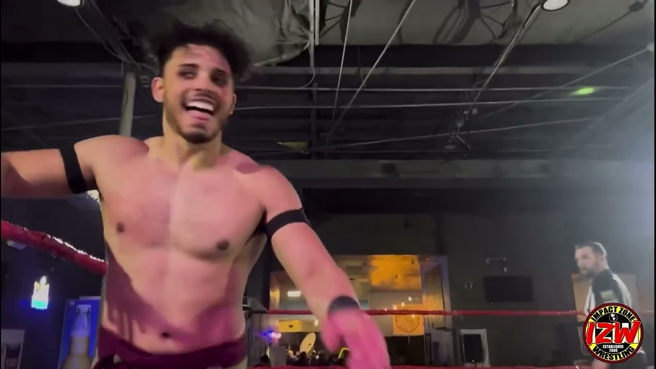 Damian Desire VS Parada at IZW Wrestling