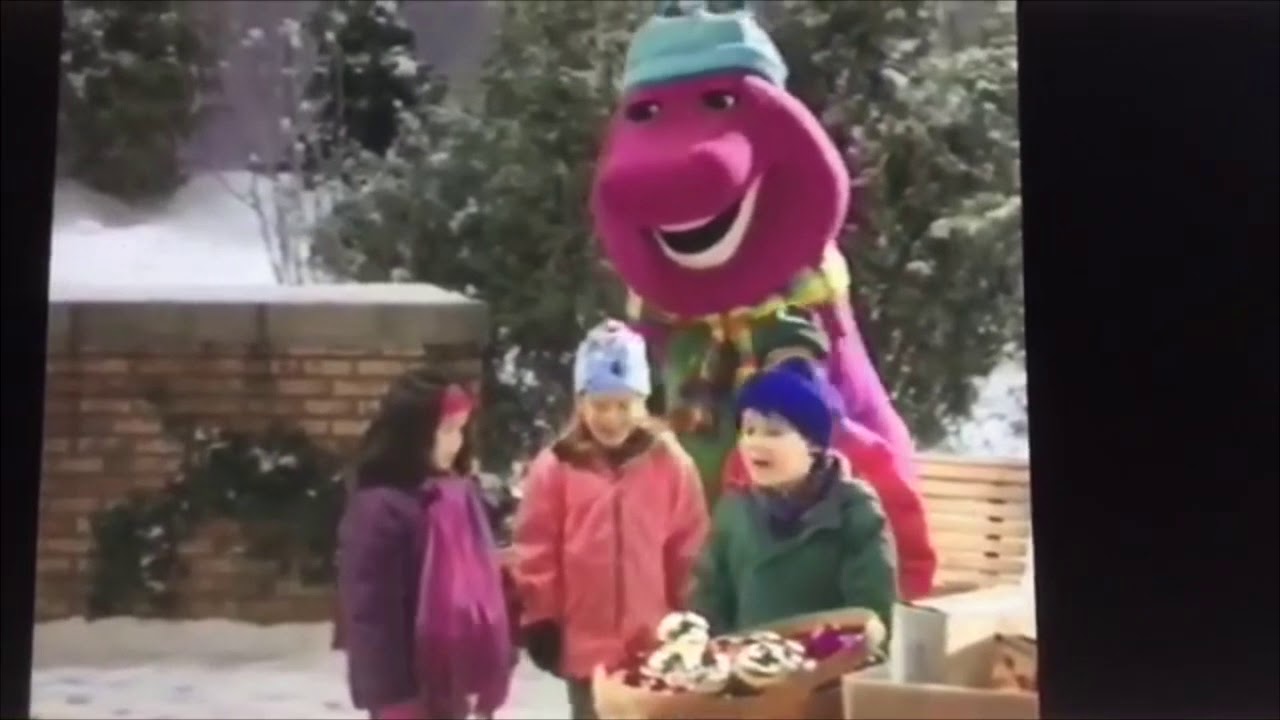 Crowd Lip Dub From Barney s Christmas Star 2002 YouTube barney-s-christmas-star-2002-dvd-rental-full-video-60fps-youtube