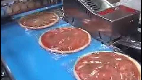 Kallfass Universa 500  Side Sealer Shrink Wrapping Pizzas